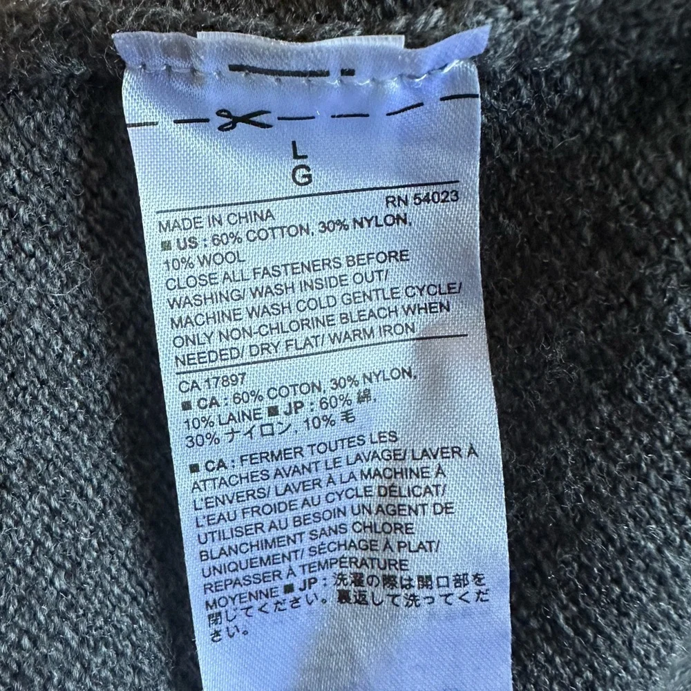 Men’s banana republic sweater size large